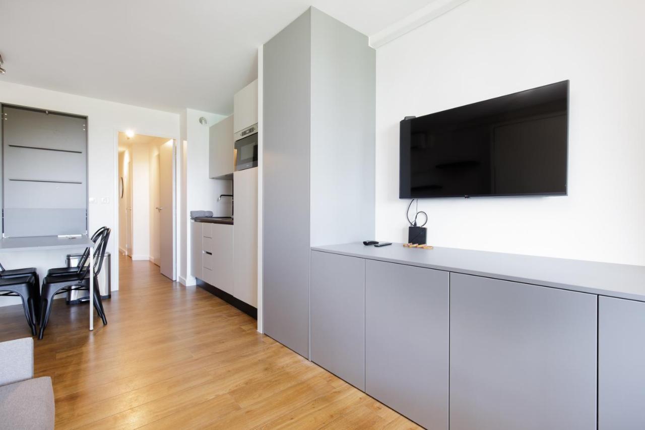 Suite 118 - Piscine - 50 Metres Plage - Terrasse - Clim - Wifi Cannes Ngoại thất bức ảnh